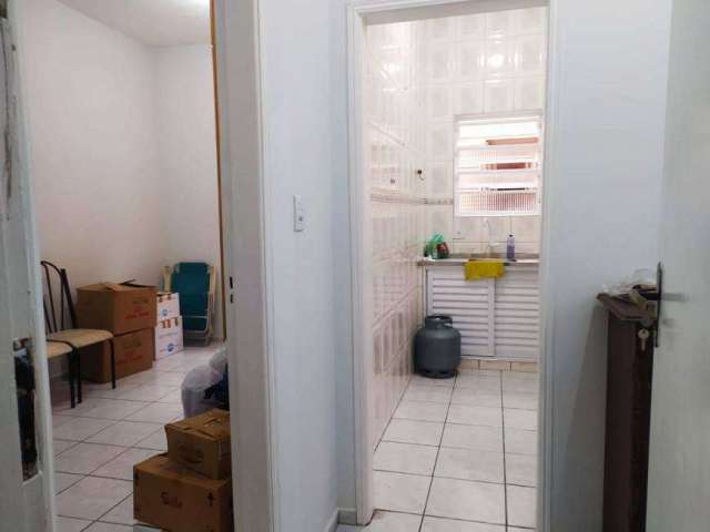 Apartamento para venda com 50 metros quadrados com 1 quarto em Centro - São Vicente - SP