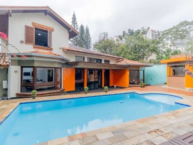 Casa tipo  para venda com 4 quartos, 425m²