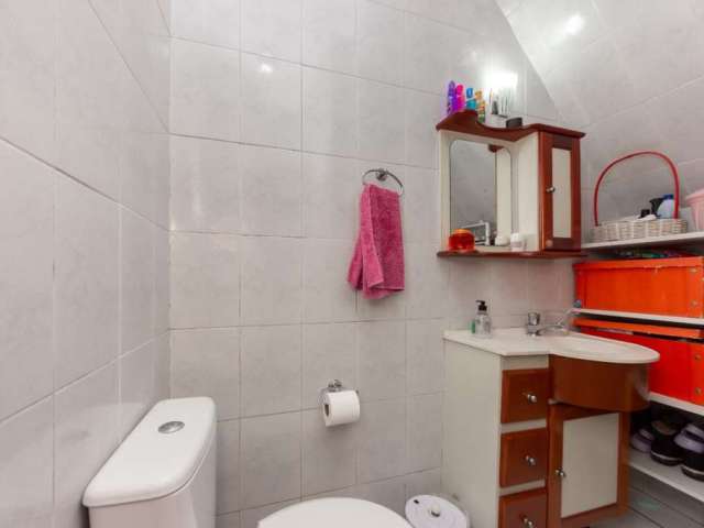 Sobrado  para venda com 4 quartos, 130m²