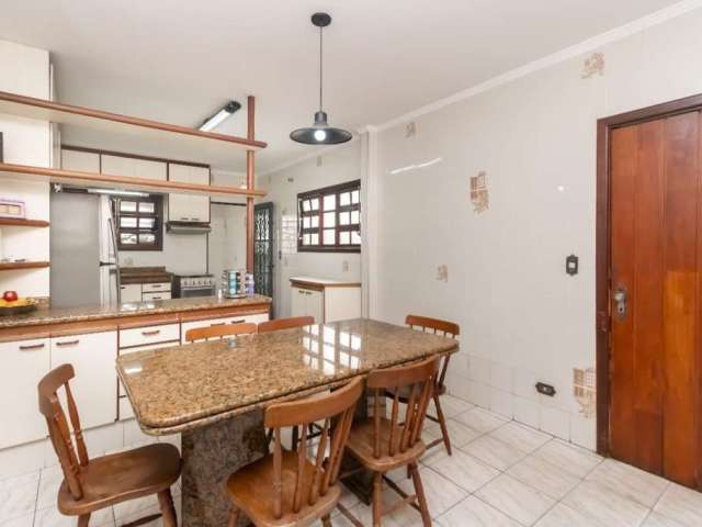 Sobrado  para venda com 3 quartos, 210m²