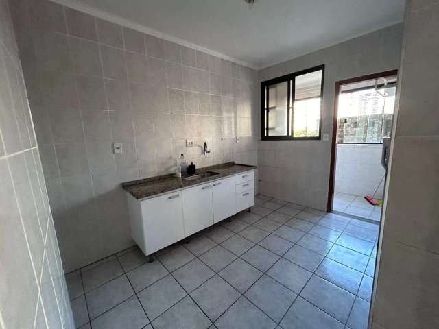 Apartamento Canto do Forte 2 dorm com Elevador