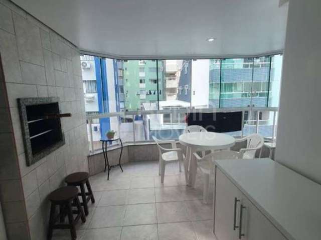 Apartamento 03 dormitórios quadra mar