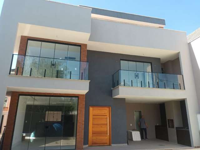 Linda casa a venda em Vargem Pequena - Casa de Condomínio com 5 Quartos e 6 banheiros, 280 m² de área construída !