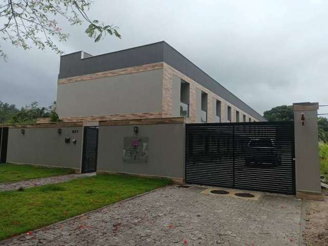 Linda casa com 2 Suítes a venda Em Vargem Grande em Condomínio Fechado !!!