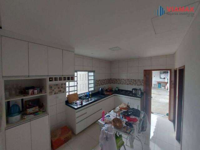 Casa com 5 dormitórios à venda, 250 m² por R$ 650.000 - Santana - São José dos Campos/SP