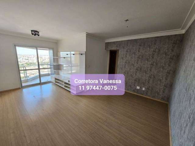 Apartamento a venda possui 98m² com 3 quartos 1 suíte e 3 vagas em Campestre - Santo André - SP