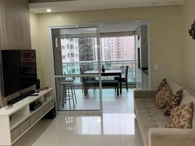 Apartamento a venda 3 Dorms 1 suíte 103m² - 2 vagas - Guarujá - SP.