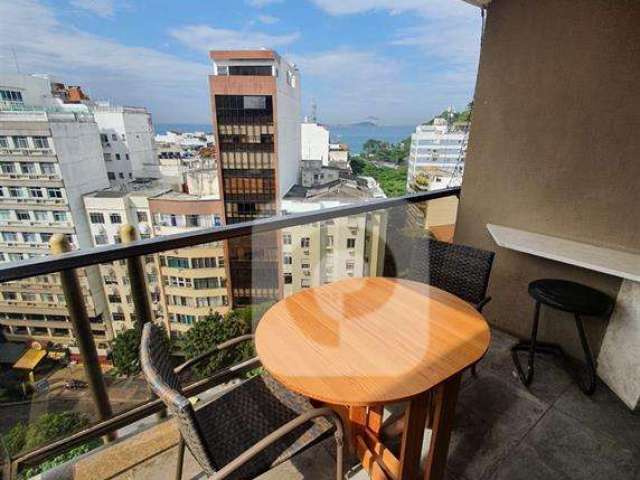 Apart Hotel com varnada e vista parcial mar