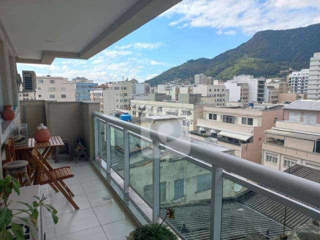 Belíssimo apartamento de 68m² em área nobre da Tijuca; com vista livre em todas as janelas.