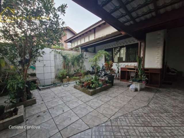 Casa com 3 quartos à venda no Centro, Bertioga , 167 m2 por R$ 600.000