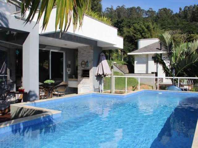 Casa com 3 dormitórios à venda, 350 m² por R$ 2.800.000,00 - Cacupé - Florianópolis/SC