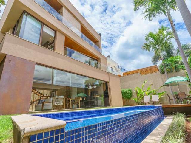 Excelente casa em condomínio  para venda com 4 quartos, 479m²