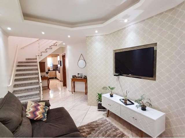 Elegante sobrado para venda com 2 quartos, 125m²