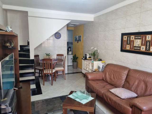 Atraente casa de vila  para venda com 2 quartos, 120m²