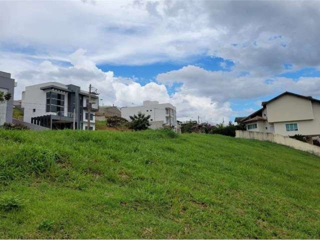 Excelente lote em condomínio  para venda, 503m²