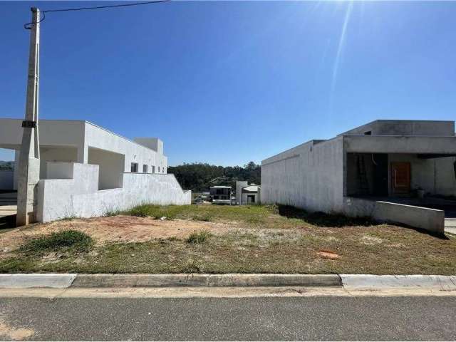 Excelente lote em condomínio  para venda, 317m²