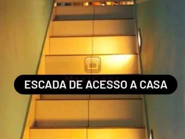 Casa assobradada à venda c/ 3 quartos 4 vagas em Jardim Primavera