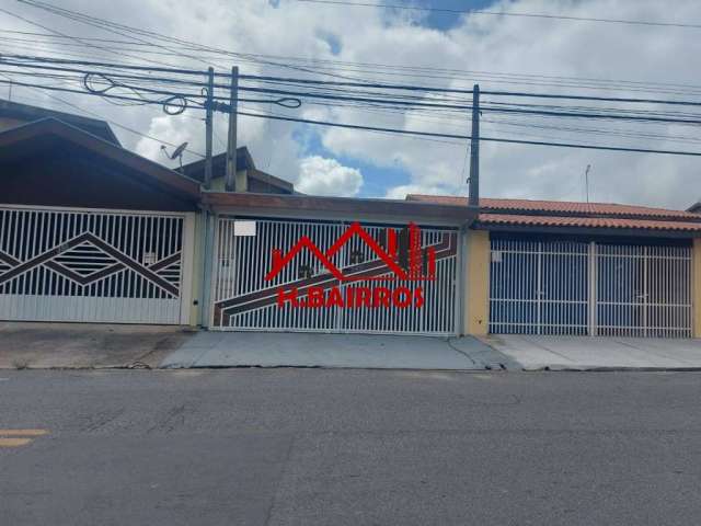 Vende casa com 3 dormitórios, uma suíte com 105 m²  de área construída