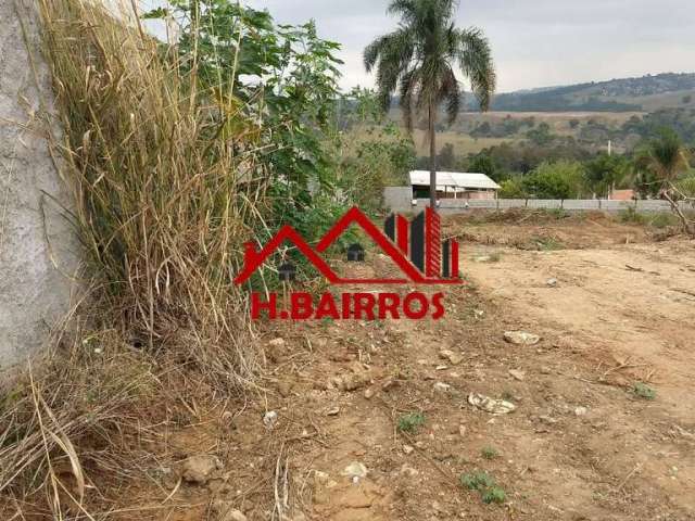 Vende terreno com 1.480 m² no bairro guamirim em caçapava.