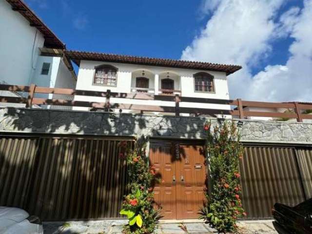 Casa para Venda em Salvador, Itaigara, 3 dormitórios, 1 suíte, 4 banheiros, 2 vagas