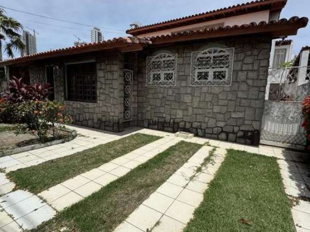 Casa para Venda em Salvador, Pituba, 5 dormitórios, 2 suítes, 5 banheiros, 2 vagas