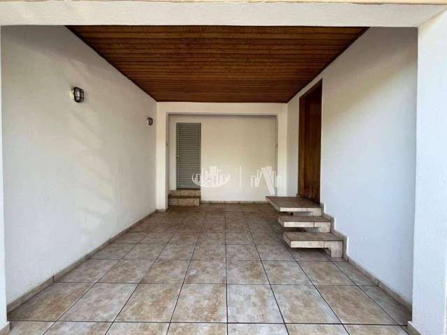 Casa com 3 quartos para alugar por R$ 2.200/mês - Igapó - Londrina/PR