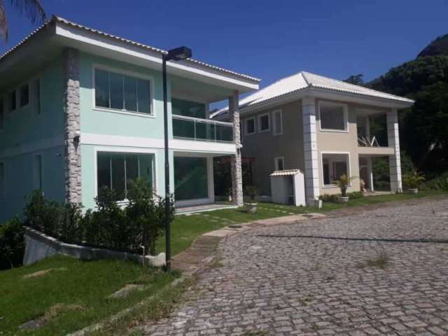 Casa em condomínio fechado com 4 quartos à venda na Estrada do Rio Grande, Taquara, Rio de Janeiro, 191 m2 por R$ 990.000