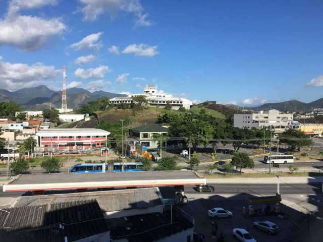 Apartamento com 3 quartos à venda na Estrada Santa Efigênia, Taquara, Rio de Janeiro, 74 m2 por R$ 310.000