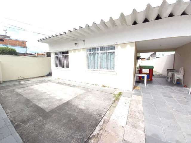 Casa com 3 quartos à venda na Rua Ícaro, Curicica, Rio de Janeiro, 360 m2 por R$ 636.000