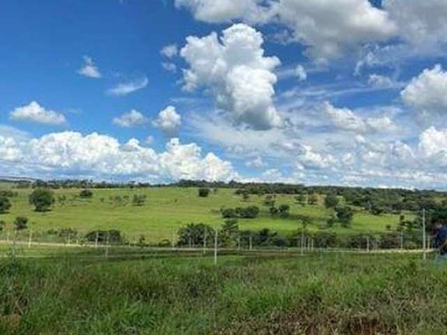 Terreno à venda no Granja Marileusa, Uberlândia  por R$ 280.000