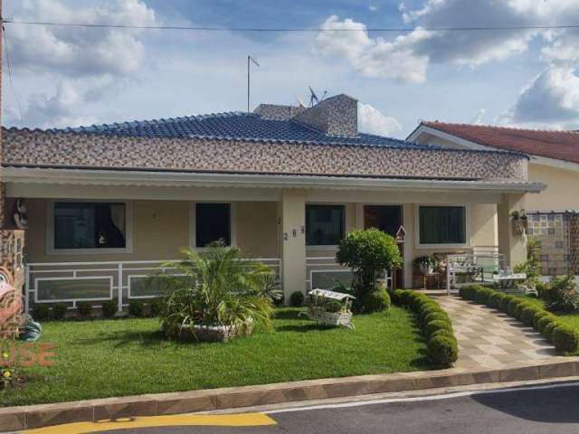 Casa com 3 dormitórios à venda, 300 m² por R$ 2.438.000,00 - Condomínio Arujá Country Club - Arujá/SP