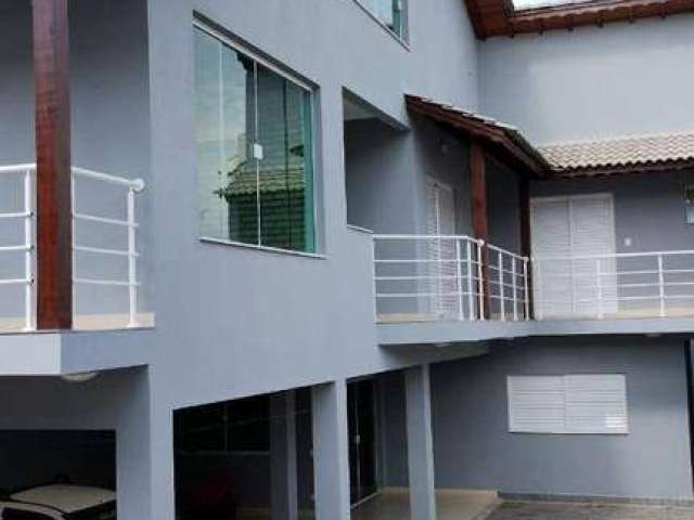 Casa com 3 dormitórios à venda, 250 m² por R$ 1.600.000,00 - Arujá América - Arujá/SP