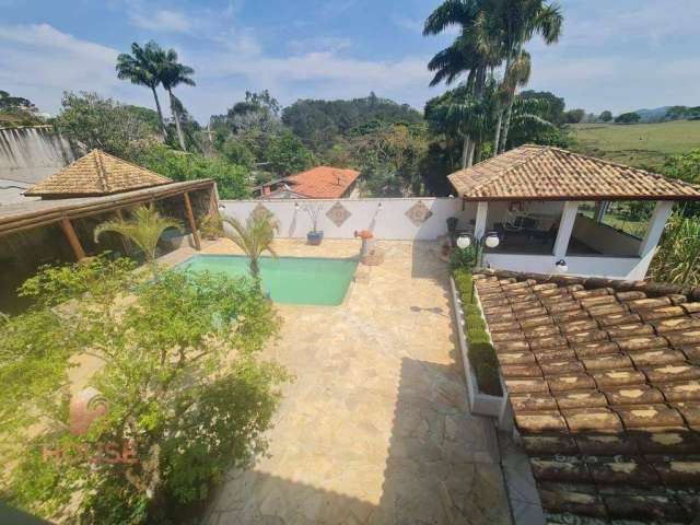 Casa com 3 dormitórios à venda, 850 m² por R$ 1.590.000 - Condomínio Mont Clair - Santa Isabel/SP