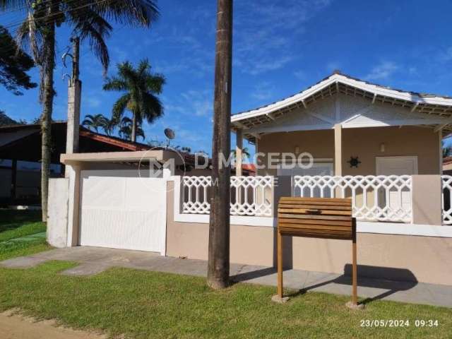 Casa com 4 quartos para alugar na RUA FORTALEZA, Praia da Lagoinha, Ubatuba por R$ 900 Por Dia