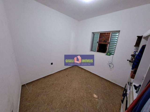 Casa térrea c/3 dormitórios ( sendo 2 suites ) edicula , Garagem até 03 autos c/ quintal,escritura ok  - Riacho Grande - São Bernardo do Campo/SP