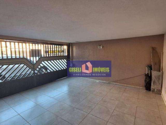 Sobrado com 3 dormitórios à venda, 256 m² por R$ 900.000,00 - Alves Dias - São Bernardo do Campo/SP