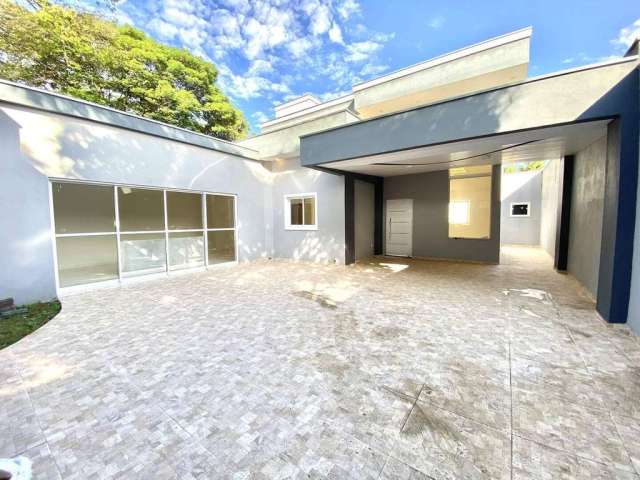 Casa Térrea 220m² com 4 Dormitórios, 2 Suítes no Jardim Satélite