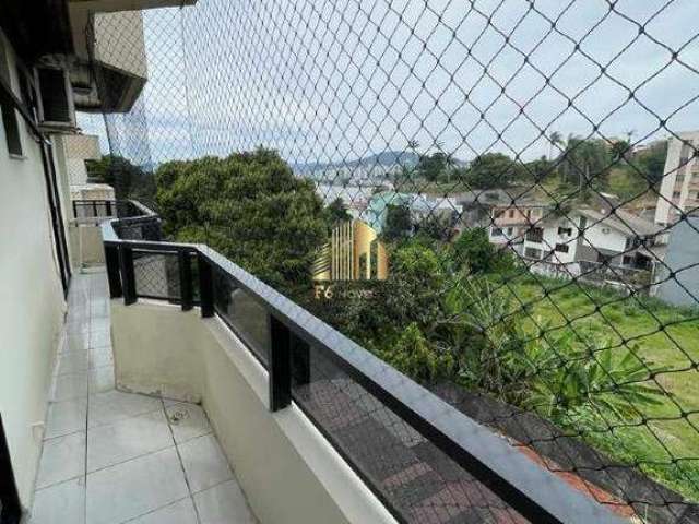 Cobertura à venda, no Bairro Estreito, Florianópolis-SC, com 3 quartos, sendo 1 suíte, com 2 vagas