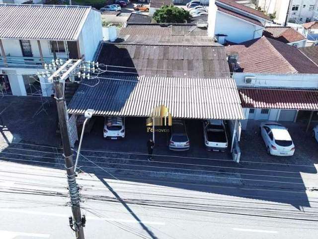 Ponto Comercial à venda, no Bairro Praia Comprida, São José-SC, com 2 quartos, sendo , com 4 vagas