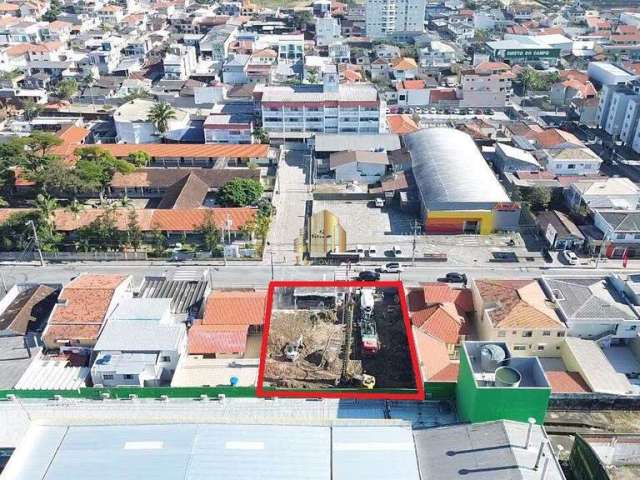 Loja para aluguel, no Bairro Ipiranga, São José-SC