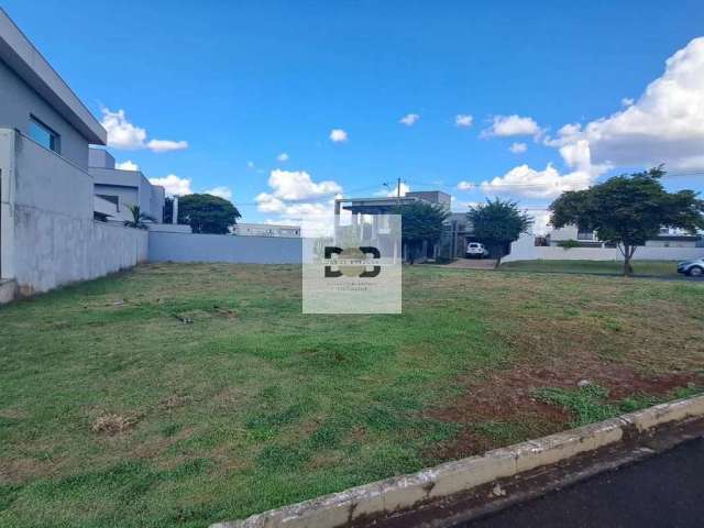 Lote com 479 m2 plano de esquina à venda condomínio Vila Romana