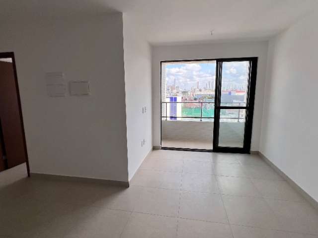 Apartamento 2 quartos com elevador e lazer no Bessa