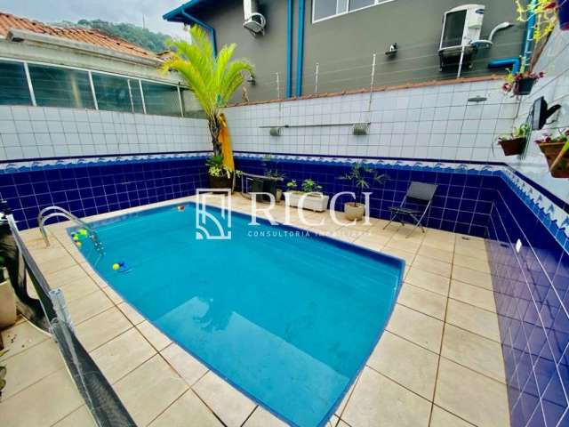 comprar casa com piscina e churrasqueira