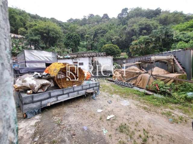 Terreno a venda no Marapé em Santos