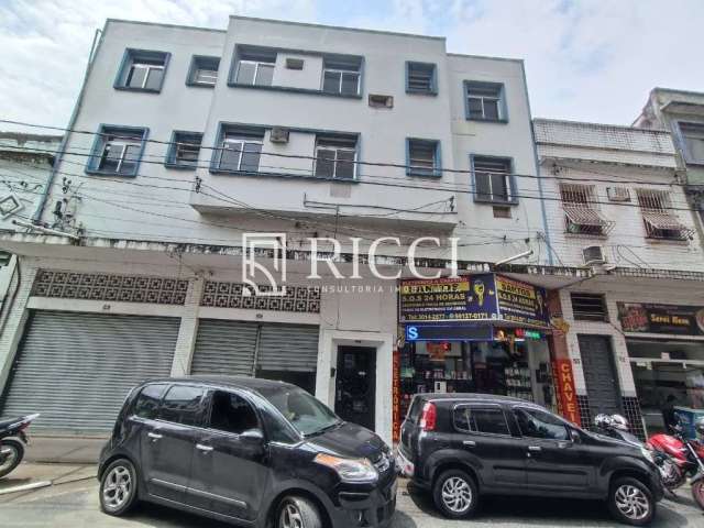 Prédio comercial à venda no centro de Santos