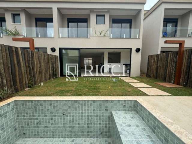 Luxuosa casa à venda em Juquehy, São Sebastião-SP: 4 quartos, 4 suítes, 3 salas, 5 banheiros, 2 vagas, 180m²!