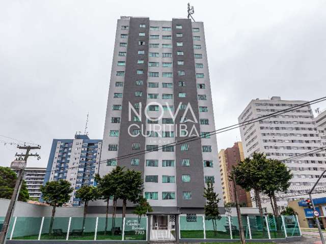 Apartamento à venda no Capão Raso