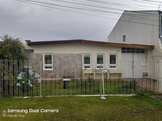 Casa com 4 quartos à venda na Rua Leôncio Derosso, 425, Xaxim, Curitiba, 380 m2 por R$ 890.000