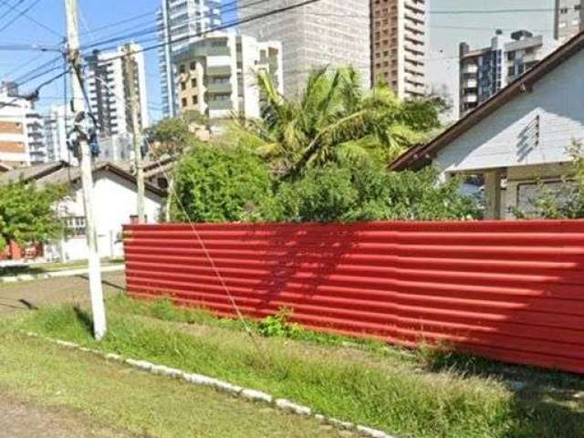 Terreno com area total de 748,00 m2, bairro: predial, torres-rs.