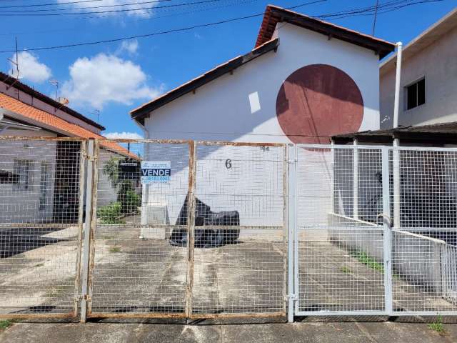 Casa com 2 dormitórios